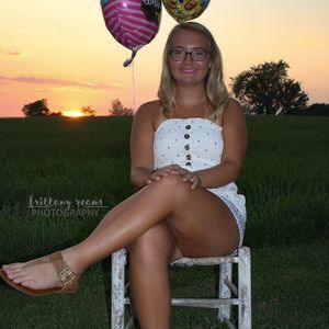 Meet your Posher, Danielle